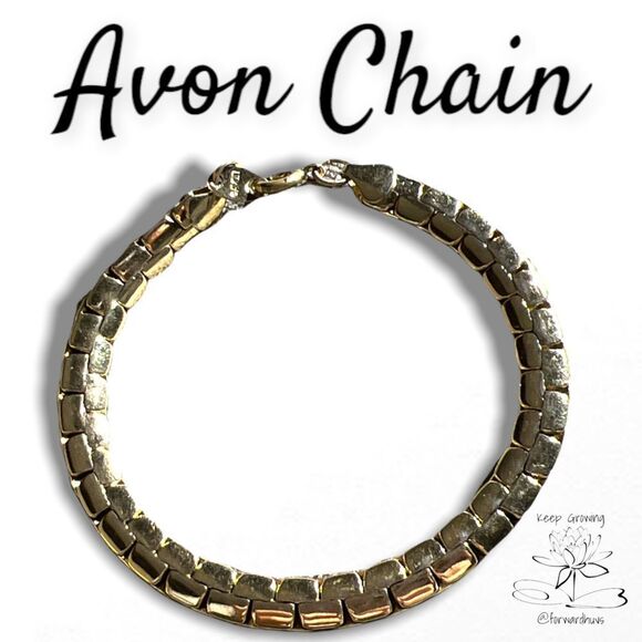 Bundle Sale 3 for $15 | Gold Tone Avon Bracelet |Vintage | Adjustable Clasp - Picture 1 of 10